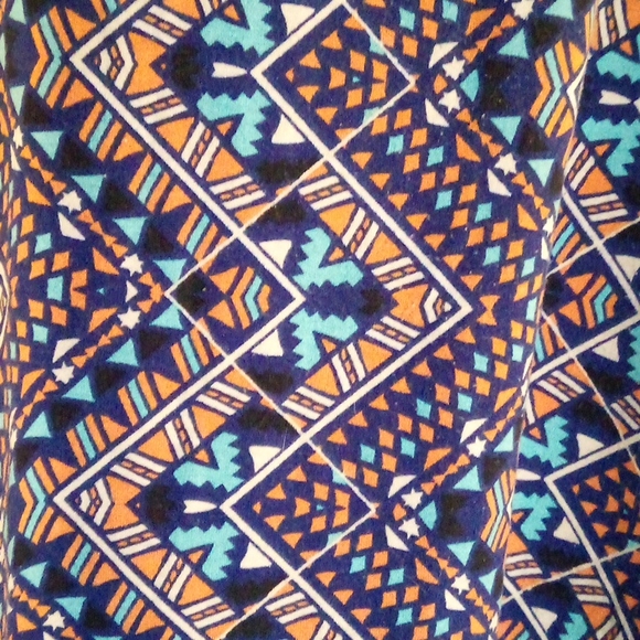 LuLaRoe Skirt - Picture 2 of 2